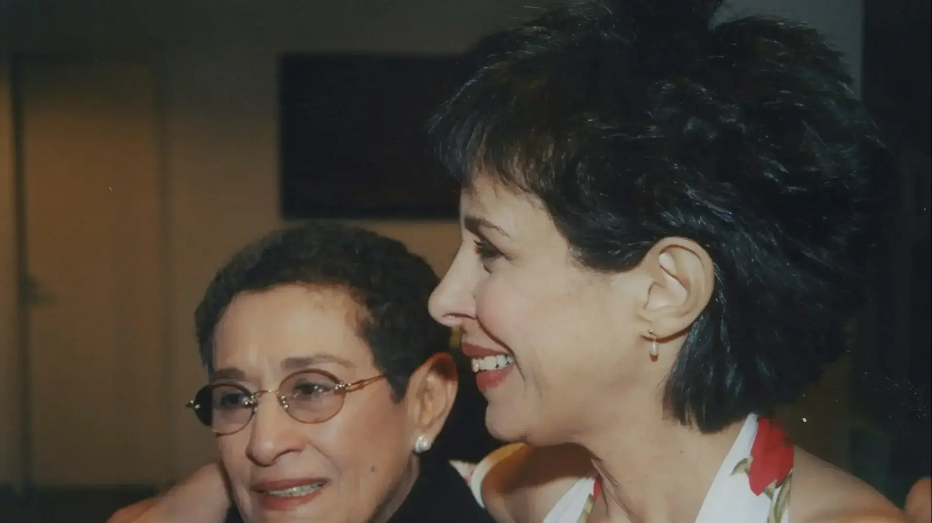 יונה עטרי וגלי עטרי יונה עטרי וגלי עטרי
