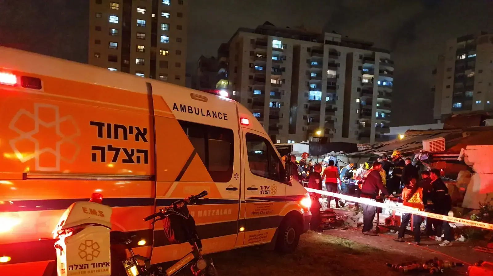 קריסת מבנה ברחוב מרטין בובר באשדוד כתוצאה מפיצוץ בלון גז, 14 במרץ 2019 קריסת מבנה ברחוב מרטין בובר באשדוד כתוצאה מפיצוץ בלון גז, 14 במרץ 2019