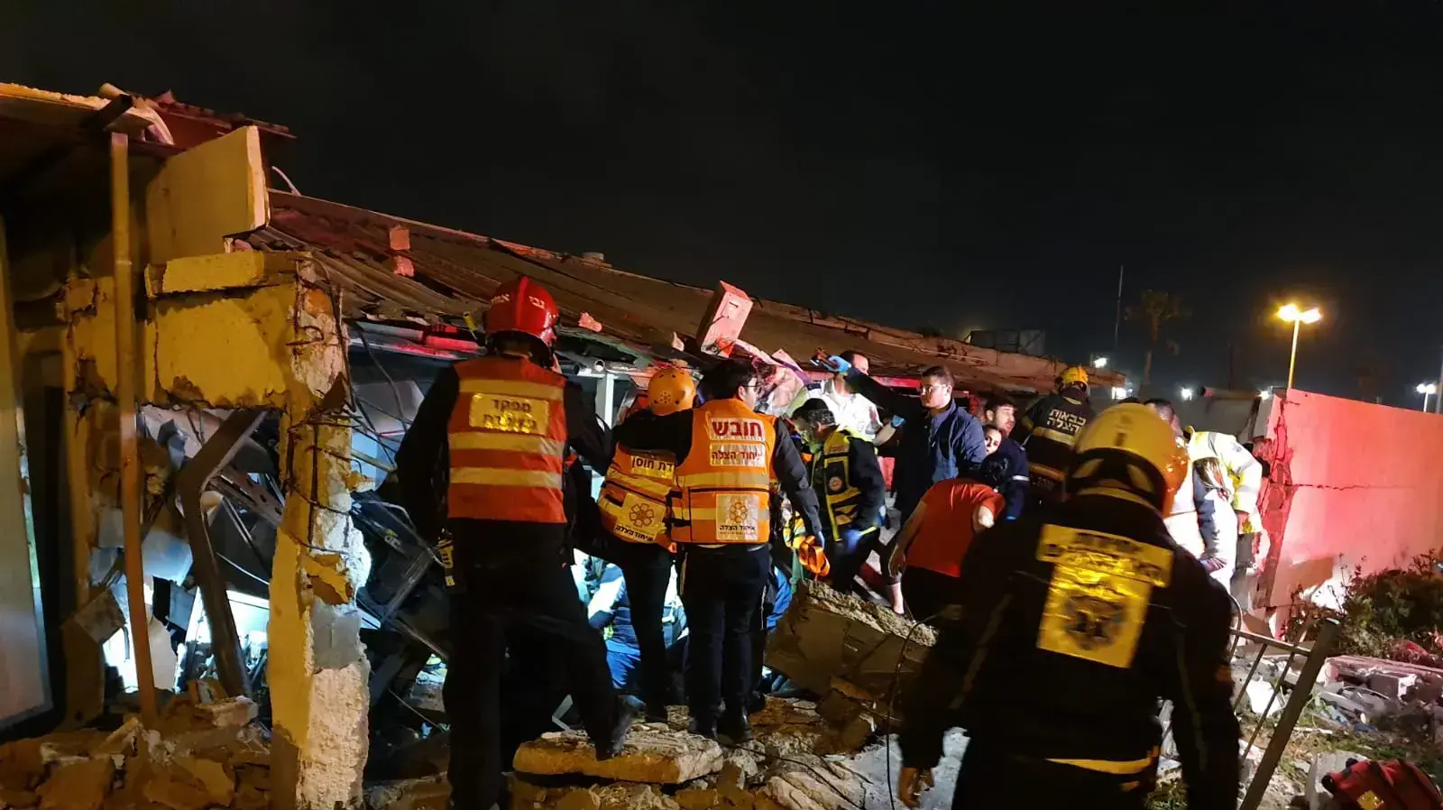קריסת מבנה ברחוב מרטין בובר באשדוד כתוצאה מפיצוץ בלון גז, 14 במרץ 2019