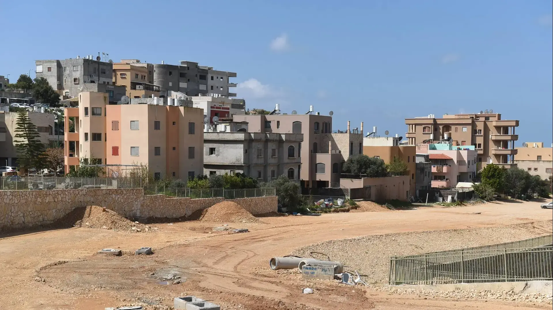 צבע לקראת הבחירות בפרידיס
צבע לקראת הבחירות בפרידיס