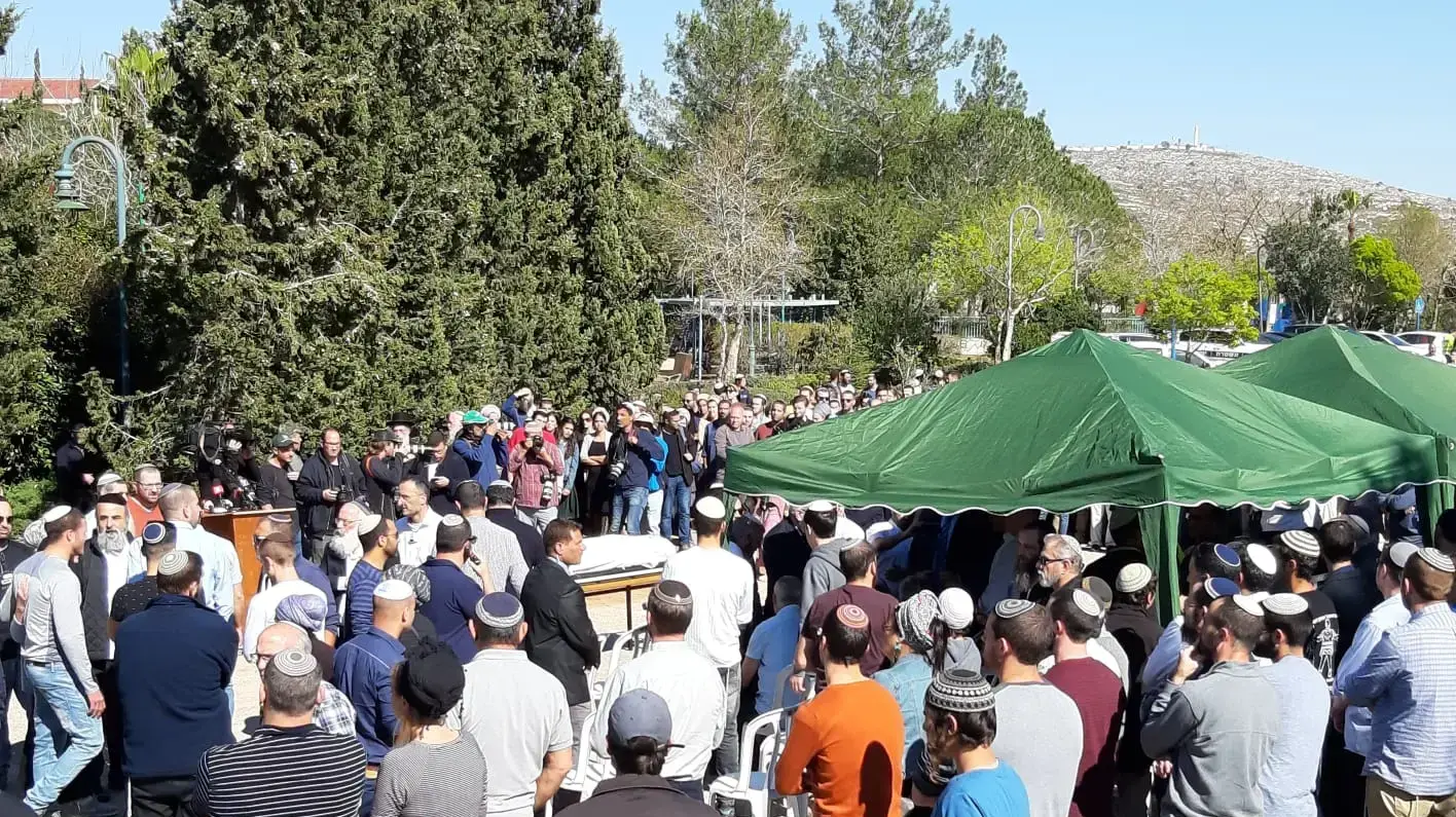 לקראת הלווית הרב אחיעד אטינגר, עלי, 18 המרץ 2019 לקראת הלווית הרב אחיעד אטינגר, עלי, 18 המרץ 2019