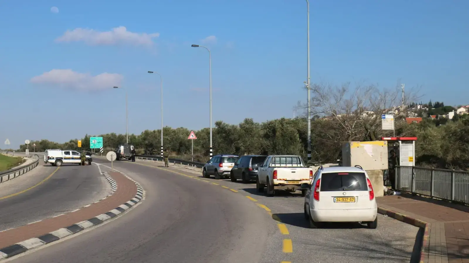 תיגבור כוחות צה"ל בצומת אריאל. בטונדות גבוהות וחיילים דרוכים. 18 במרץ 2019 תיגבור כוחות צה"ל בצומת אריאל. בטונדות גבוהות וחיילים דרוכים. 18 במרץ 2019