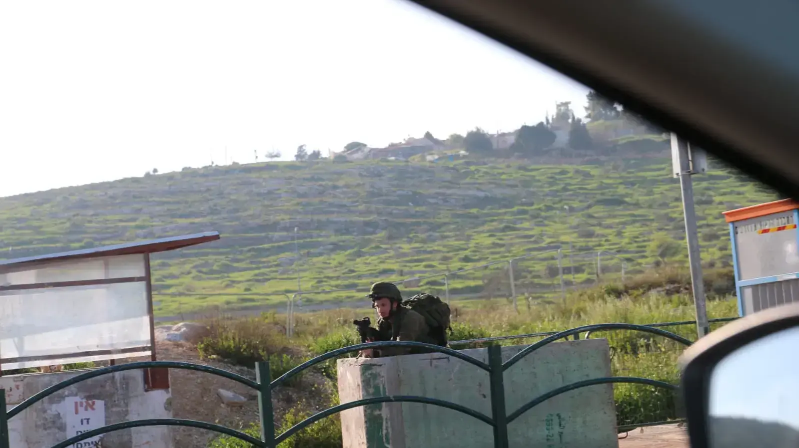 תיגבור כוחות צה"ל בצומת אריאל. בטונדות גבוהות וחיילים דרוכים. 18 במרץ 2019 תיגבור כוחות צה"ל בצומת אריאל. בטונדות גבוהות וחיילים דרוכים. 18 במרץ 2019