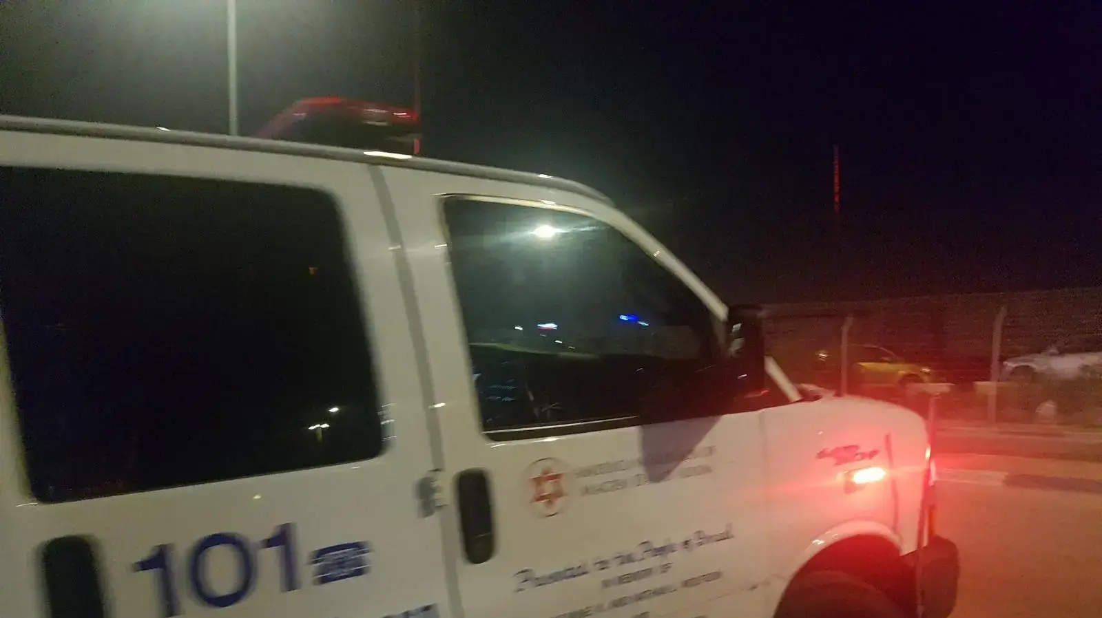מיקי גנור מפונה לבית החולים לאחר חיקרתו בלהב 433 19 במרץ 2019 מיקי גנור מפונה לבית החולים לאחר חיקרתו בלהב 433 19 במרץ 2019
