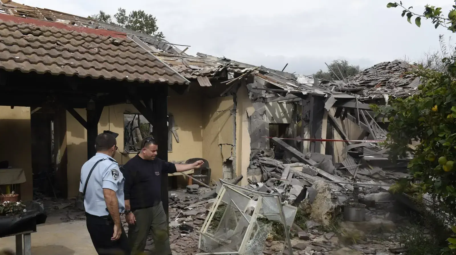 פגיעה ישירה של רקטה בקיבוץ משמרת, 25 במרץ 2019 פגיעה ישירה של רקטה בקיבוץ משמרת, 25 במרץ 2019