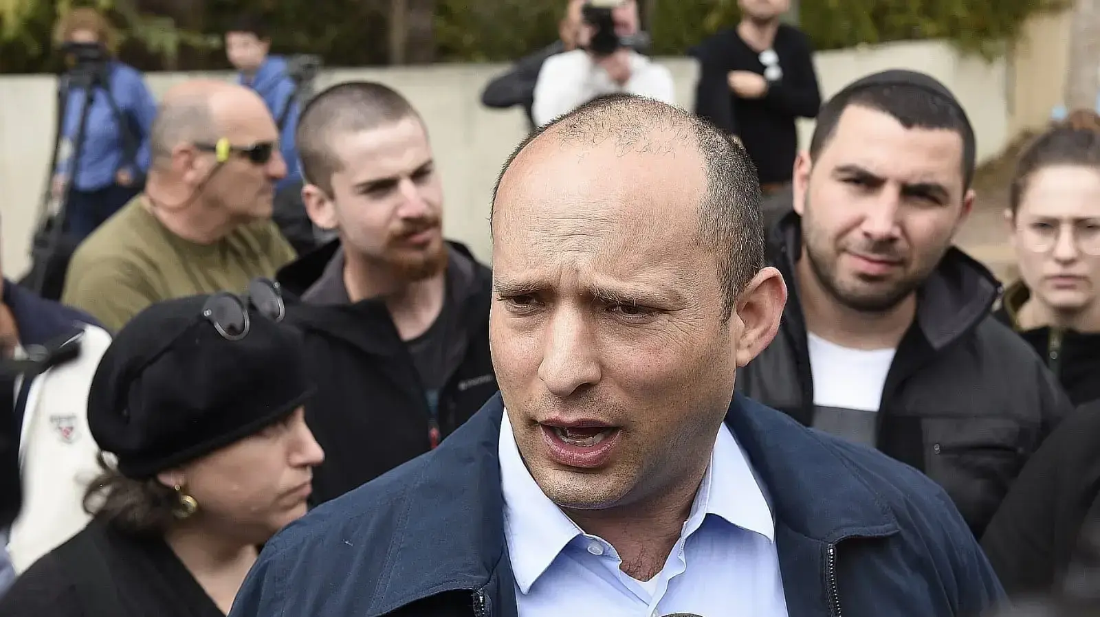 נפתלי בנט מגיע לזירה בקיבוץ משמרת, 25 במרץ 2019 נפתלי בנט מגיע לזירה בקיבוץ משמרת, 25 במרץ 2019