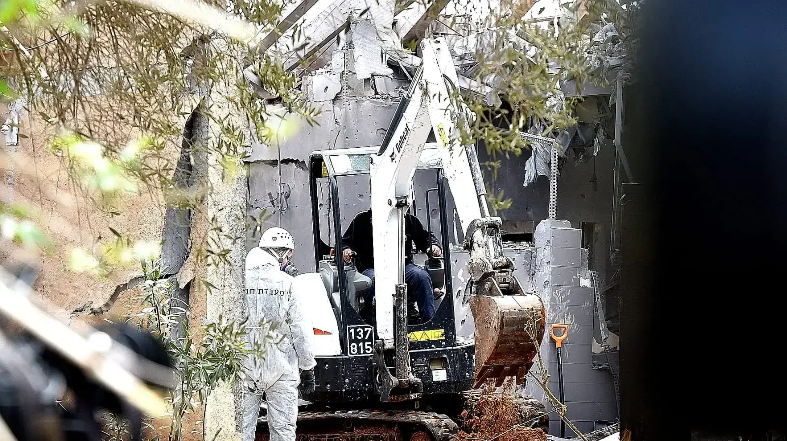 פגיעה ישירה של רקטה בקיבוץ משמרת, 25 במרץ 2019 פגיעה ישירה של רקטה בקיבוץ משמרת, 25 במרץ 2019