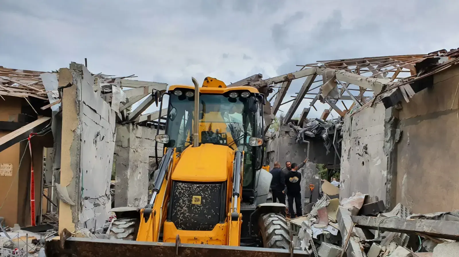 פגיעה ישירה של רקטה בקיבוץ משמרת, 25 במרץ 2019 פגיעה ישירה של רקטה בקיבוץ משמרת, 25 במרץ 2019