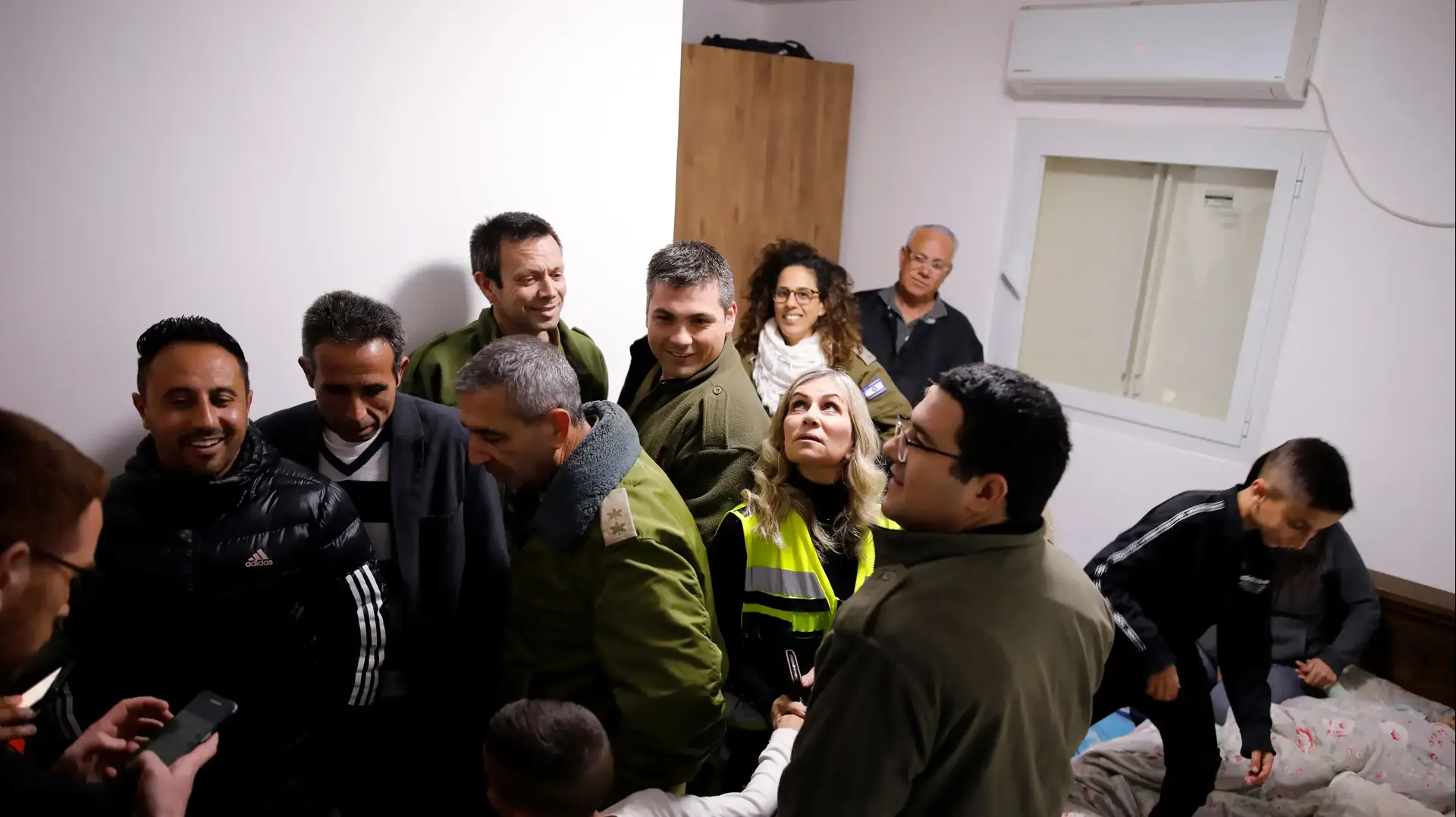 תושבים וחיילי צה"ל בממ"ד בשדרות, 25 במרץ 2019 תושבים וחיילי צה"ל בממ"ד בשדרות, 25 במרץ 2019