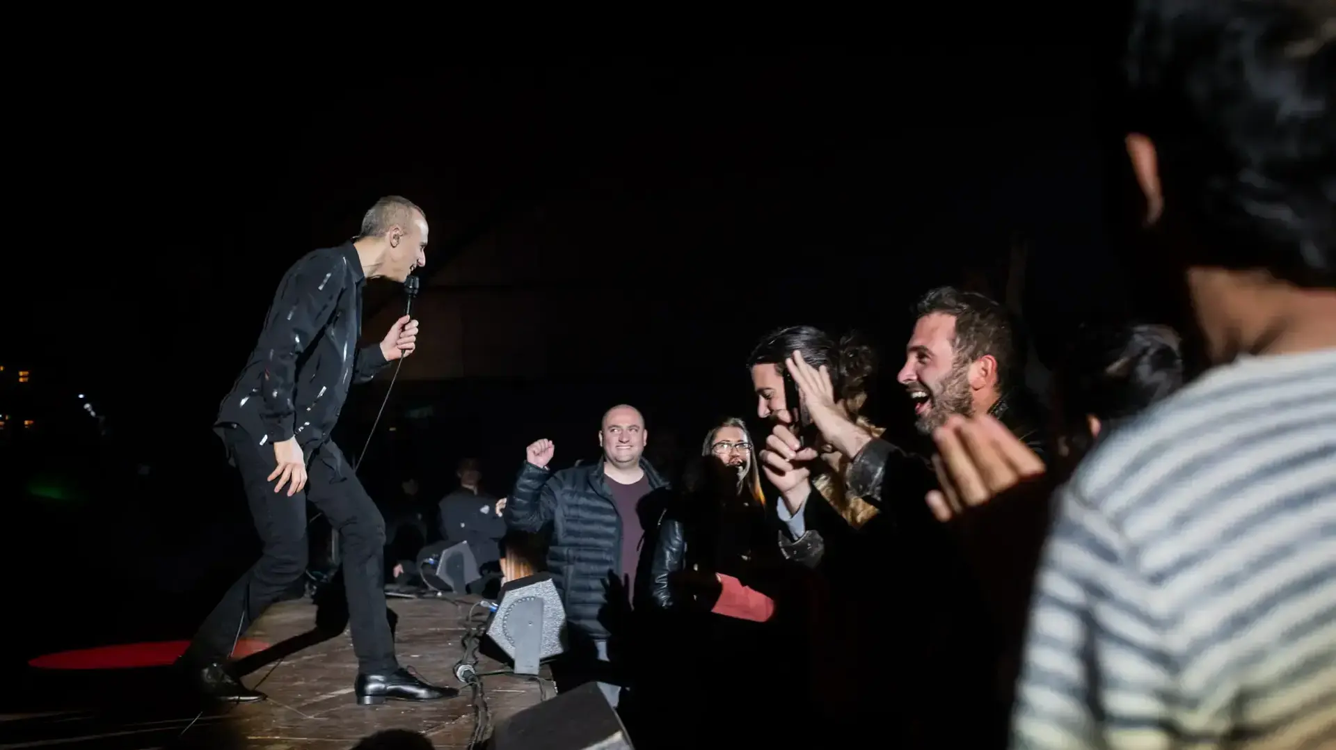 אסף אמדורסקי בהיכל התרבות 26 במרץ 2019 אסף אמדורסקי בהיכל התרבות 26 במרץ 2019