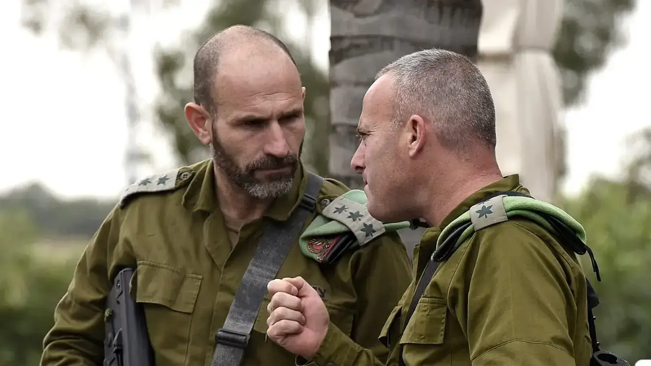 אל"מ אבי רוזנפלד מחט צפון הרצועה מימין ומצד שמאל אל"מ דן גולדפוס מח"ט הנחל אל"מ אבי רוזנפלד מחט צפון הרצועה מימין ומצד שמאל אל"מ דן גולדפוס מח"ט הנחל