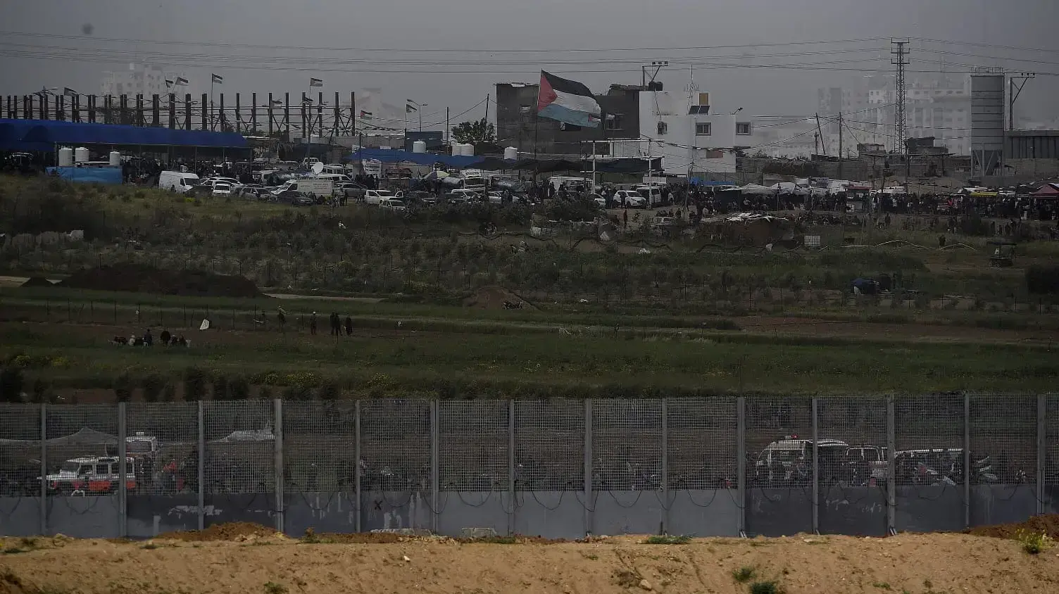 כוחות צה"ל בהכנות לצעדות השיבה בגבול רצעות עזה, 30 מרץ 2019 כוחות צה"ל בהכנות לצעדות השיבה בגבול רצעות עזה, 30 מרץ 2019