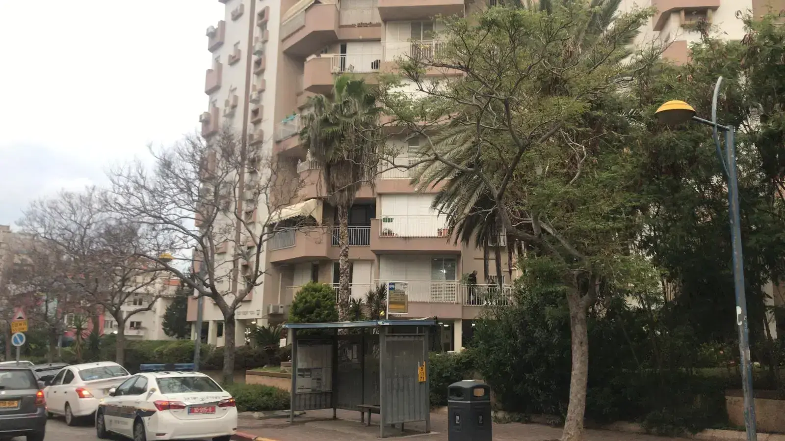 ביתה של יסמין רז הנרצחת מחולון ביתה של יסמין רז הנרצחת מחולון
