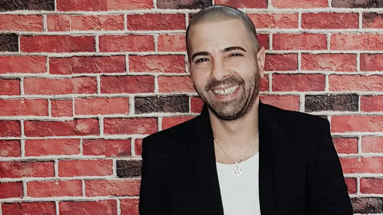 הזמר והיוצר ירון כהן הזמר והיוצר ירון כהן