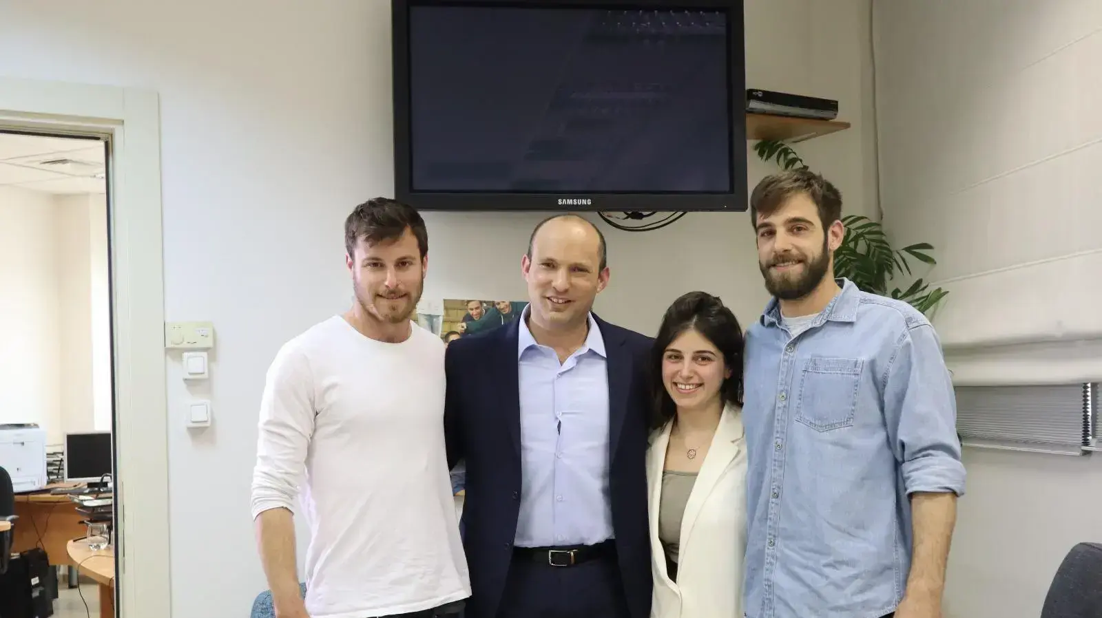 שר החינוך, נפתלי בנט, הודיע על כלת פרס ישראל למפעל חיים לשנת תשע״ט: רונה רמון ז״ל שר החינוך, נפתלי בנט, הודיע על כלת פרס ישראל למפעל חיים לשנת תשע״ט: רונה רמון ז״ל