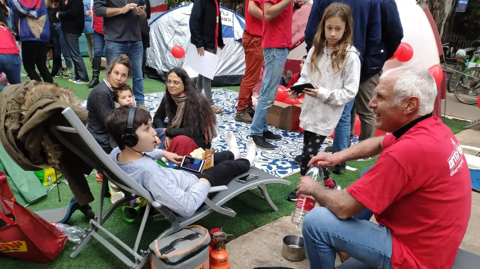 מחאת תושבי הדרום בשדרות רוטשילד, ת"א 4 באפריל 2019 מחאת תושבי הדרום בשדרות רוטשילד, ת"א 4 באפריל 2019