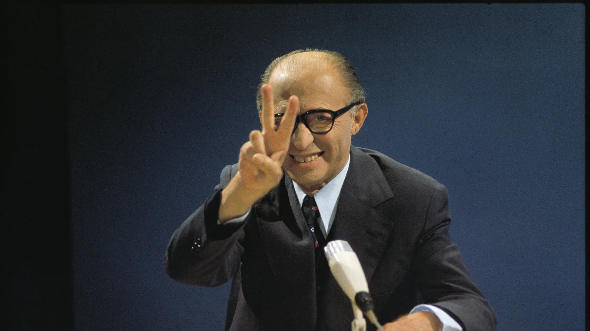 הסדרה "ימי בגין" של כאן 11, מנחם בגין הסדרה "ימי בגין" של כאן 11, מנחם בגין