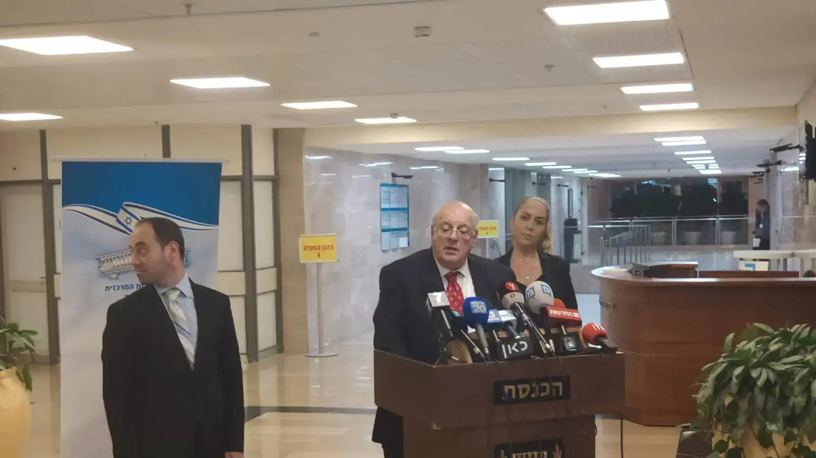 יו"ר ועדת הבחירות השופט חנן מלצר, 11 באפריל 2019 יו"ר ועדת הבחירות השופט חנן מלצר, 11 באפריל 2019