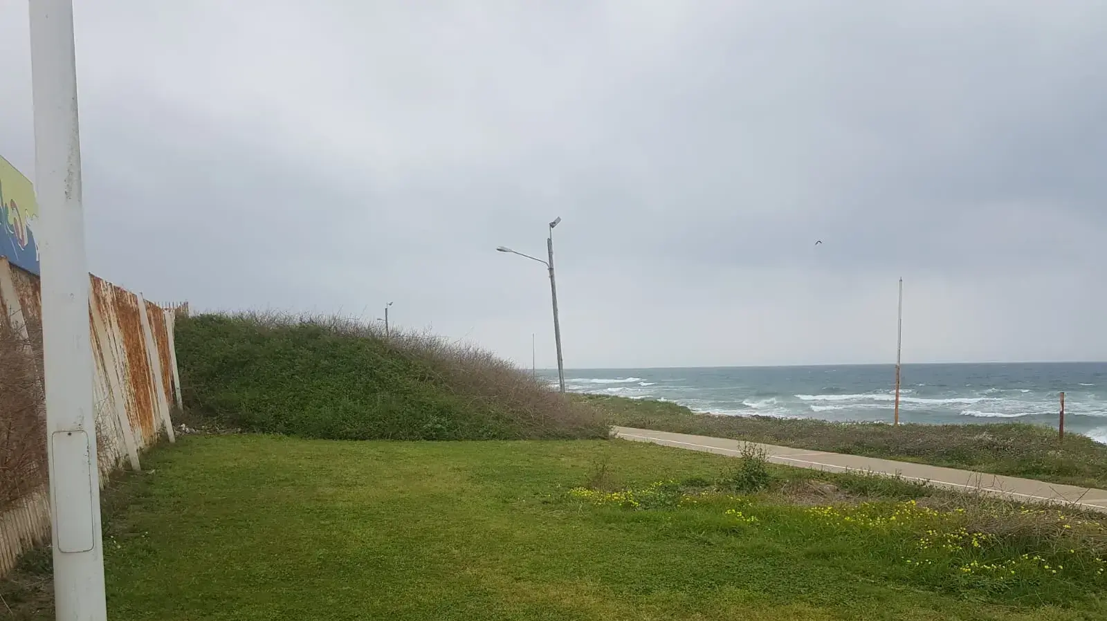 החוף בנהריה בו טבע ליעד הרוש, אפריל 2019 החוף בנהריה בו טבע ליעד הרוש, אפריל 2019