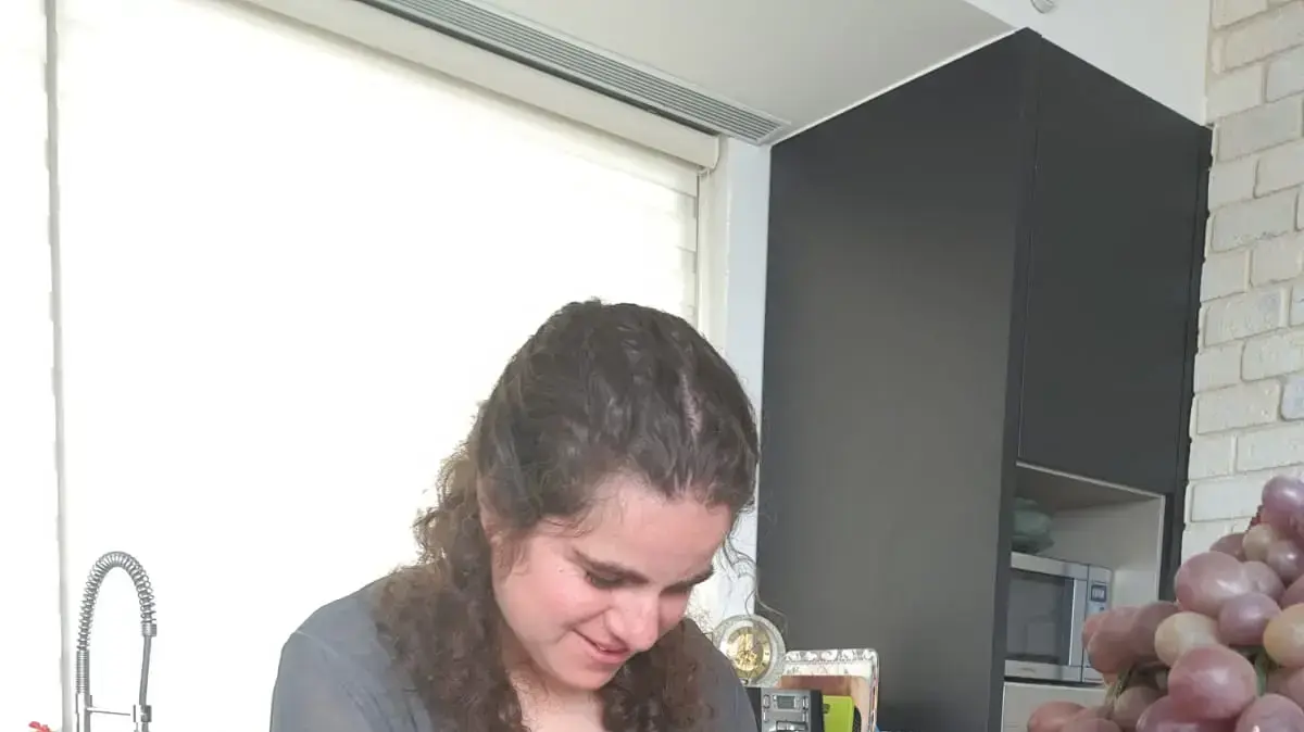 לי גיא רון לי גיא רון