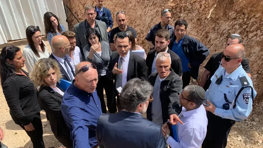 הפגנות נגד בניית הוסטל לעברייני מין טירת הכרמל 16 באפריל 2019 הפגנות נגד בניית הוסטל לעברייני מין טירת הכרמל 16 באפריל 2019