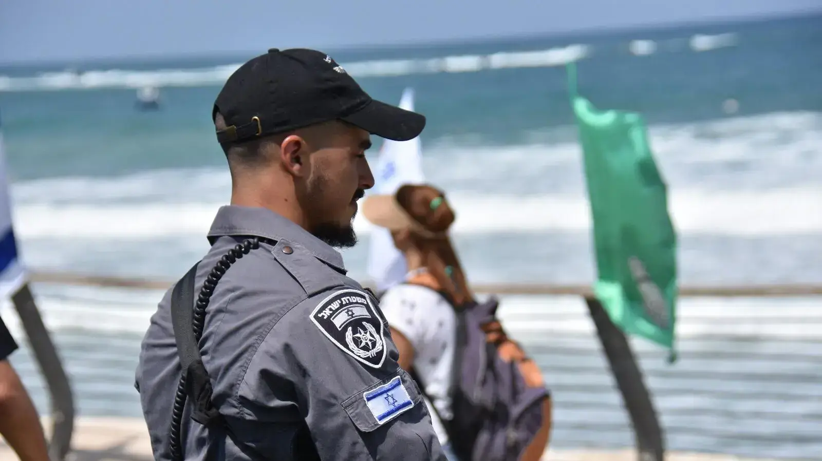 שוטרים מפטרלים שוטרים מפטרלים