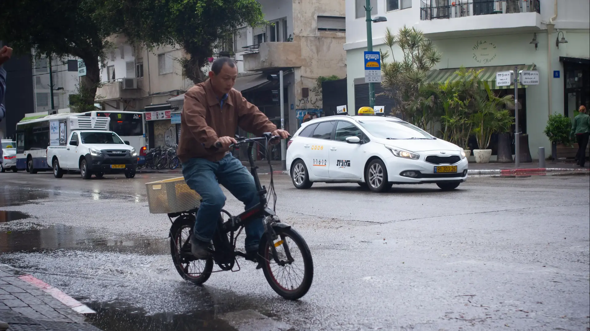 מזג אויר מעונן בגוש דן, 21 באפריל 2019 מזג אויר מעונן בגוש דן, 21 באפריל 2019