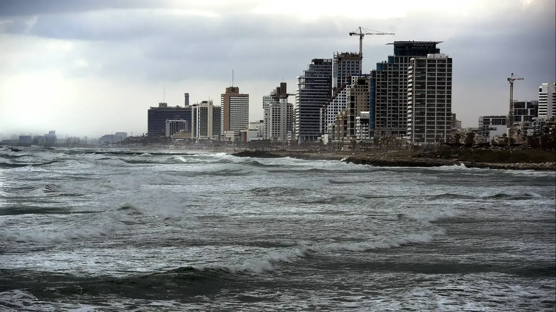 מזג אויר מעונן בגוש דן, 21 באפריל 2019 מזג אויר מעונן בגוש דן, 21 באפריל 2019