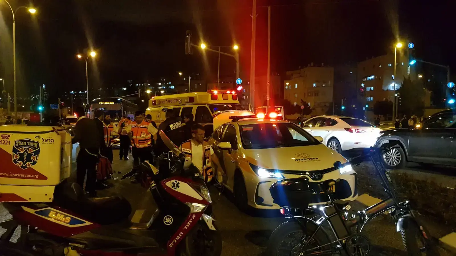 זירת תאונת הדרכים ברחוב גולדה מאיר, ירושלים 21 באפריל 2019 זירת תאונת הדרכים ברחוב גולדה מאיר, ירושלים 21 באפריל 2019