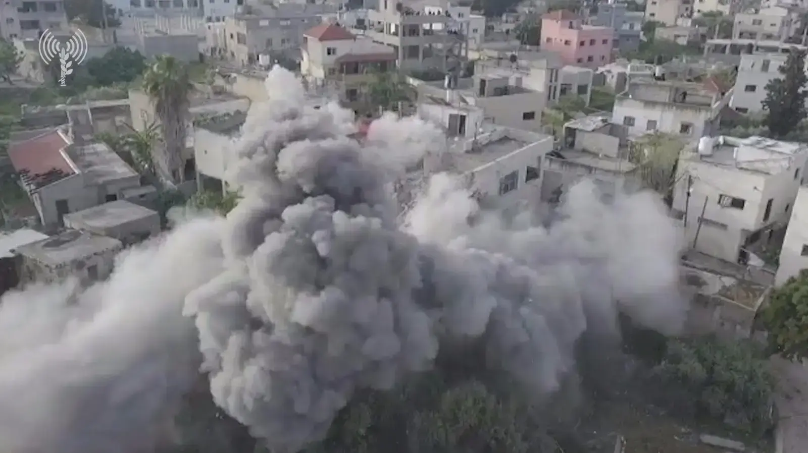 הריסת ביתו של המחבל עמר אבו לילא שביצע את הפיגוע באריאל בכפר זאויה, 24 באפריל 2019 הריסת ביתו של המחבל עמר אבו לילא שביצע את הפיגוע באריאל בכפר זאויה, 24 באפריל 2019