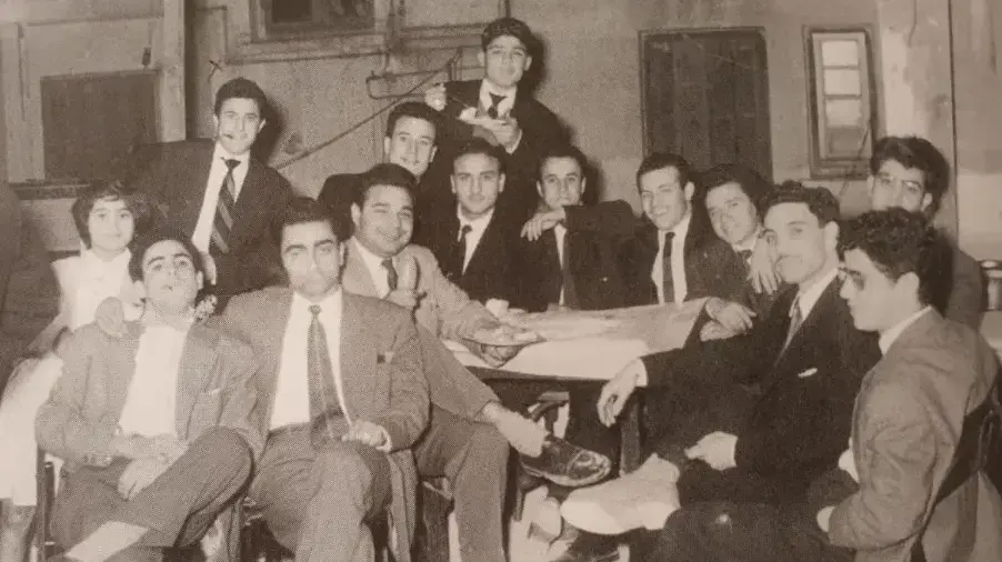 חברי תנועת "הבונים" בקזבלנקה 1954 חברי תנועת "הבונים" בקזבלנקה 1954