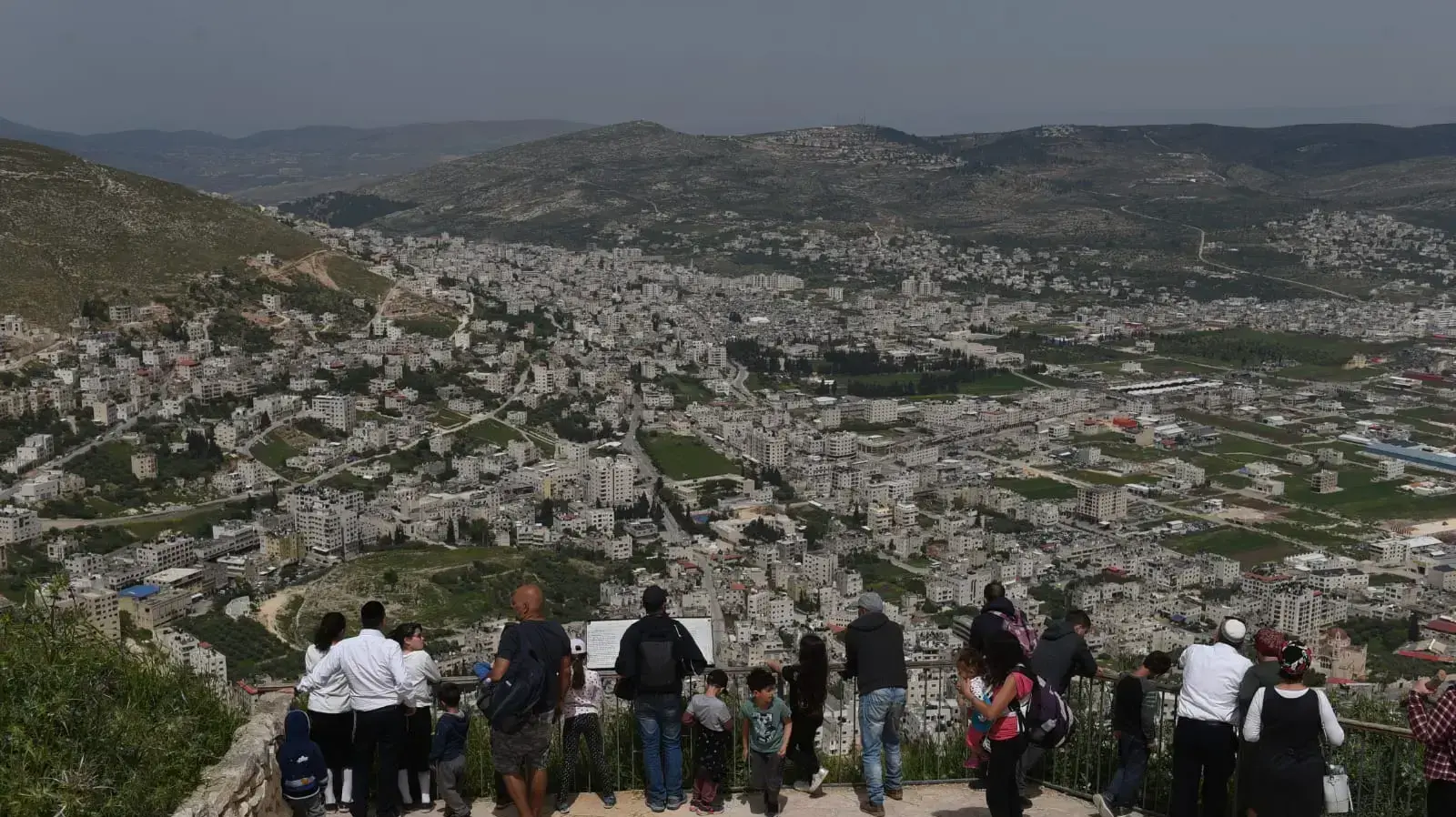 מצפה הר ברכה מעל שכם, 24 באפריל 2019 מצפה הר ברכה מעל שכם, 24 באפריל 2019