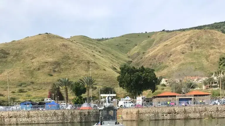 כוחות חילוץ מחפשים את הצעיר בן ה-18 שנעדר בכנרת - ה-25 באפריל 2019