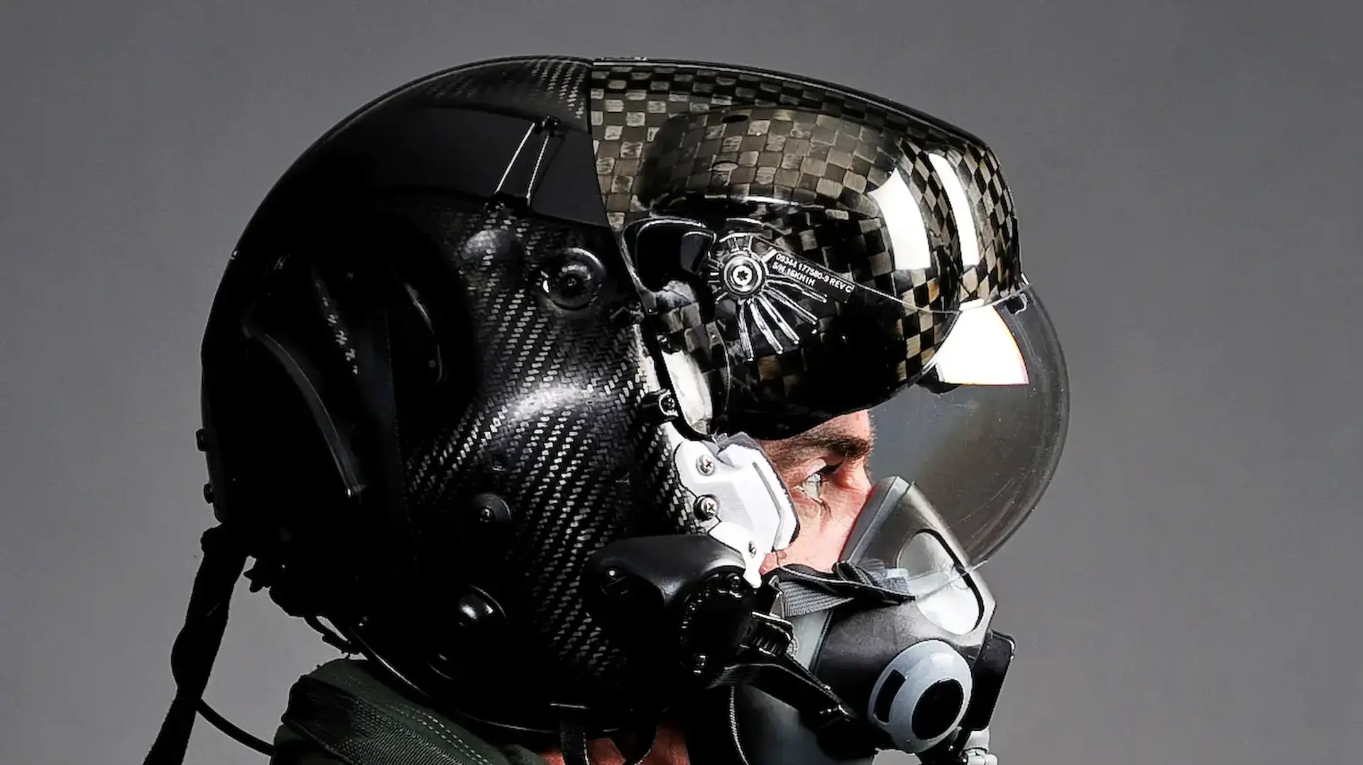 1,000 קסדות טייס חכמות למטוסי החמקן מסוג F-35 מחברת אלביט