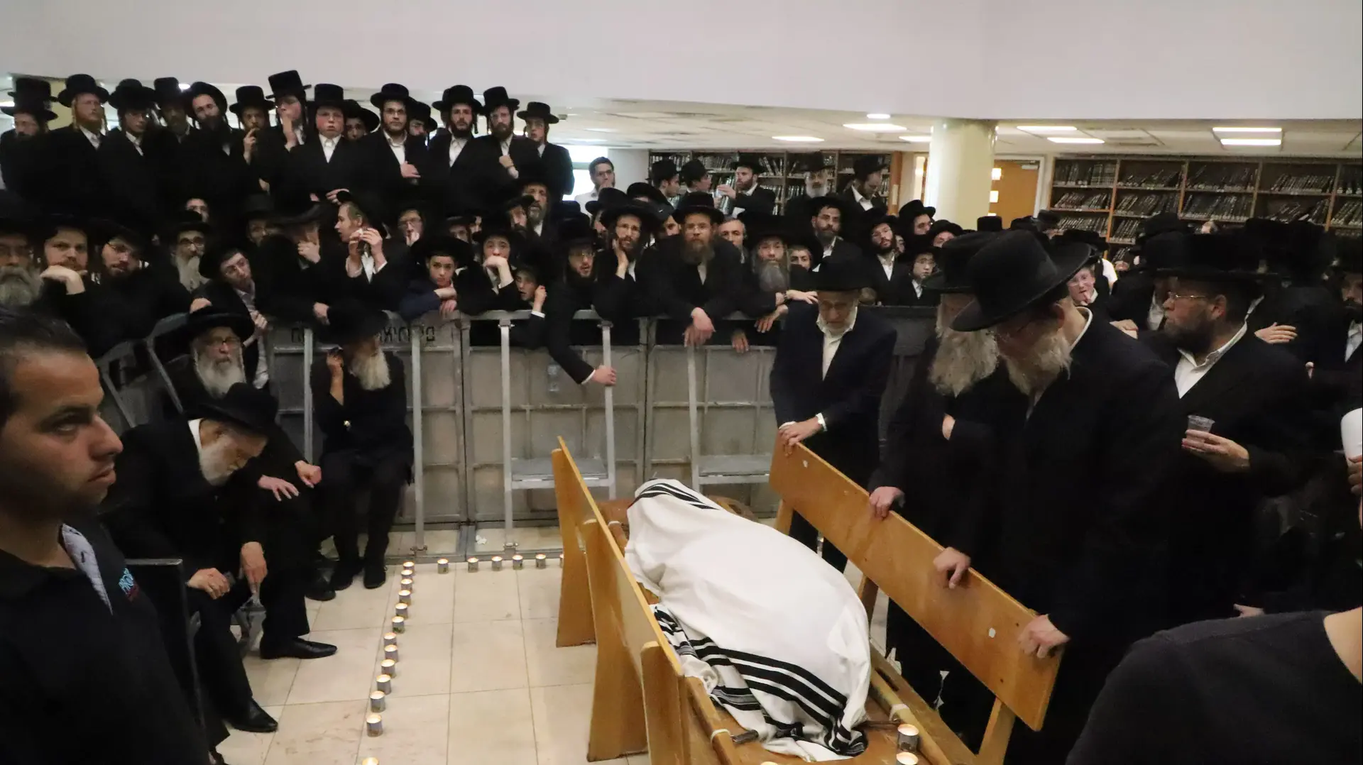 לוויה של האדמו"ר מקאליב, 28 באפריל 2019 לוויה של האדמו"ר מקאליב, 28 באפריל 2019