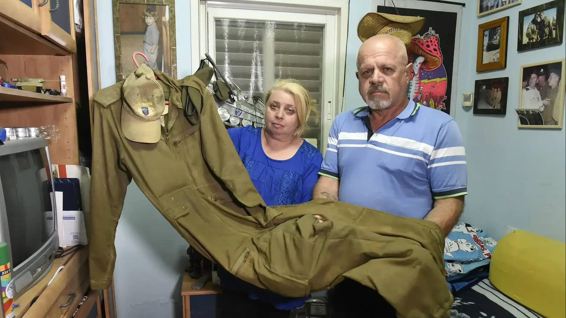 ובמותם ציוו- הוריו של חלל צה"ל יניב פוז'אריק, ראשון לציון, 29 באפריל 2019 ובמותם ציוו- הוריו של חלל צה"ל יניב פוז'אריק, ראשון לציון, 29 באפריל 2019