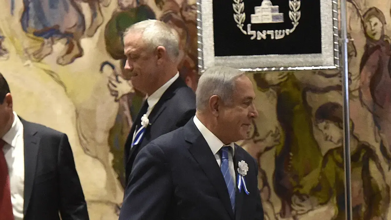 ראש הממשלה, בנימין נתניהו ויו"ר כחול לבן בני גנץ במהלך טקס השבעת הכנסת, 30 באפריל 2019 ראש הממשלה, בנימין נתניהו ויו"ר כחול לבן בני גנץ במהלך טקס השבעת הכנסת, 30 באפריל 2019