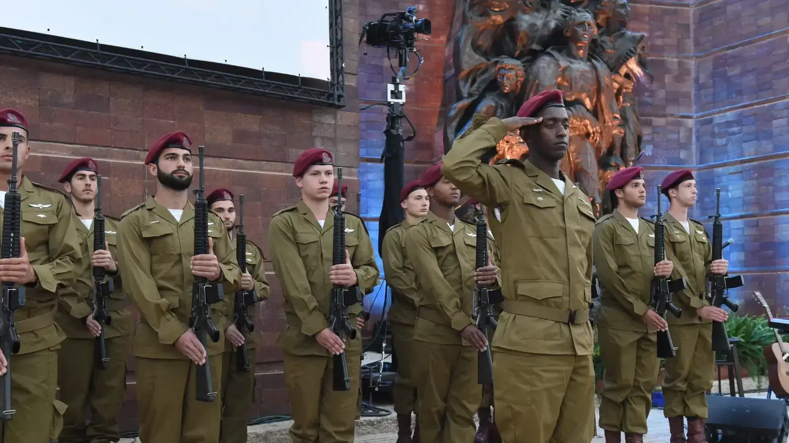 עצרת הזיכרון לשואה ולגבורה, יד ושם, ירושלים 1 במאי 2019 עצרת הזיכרון לשואה ולגבורה, יד ושם, ירושלים 1 במאי 2019
