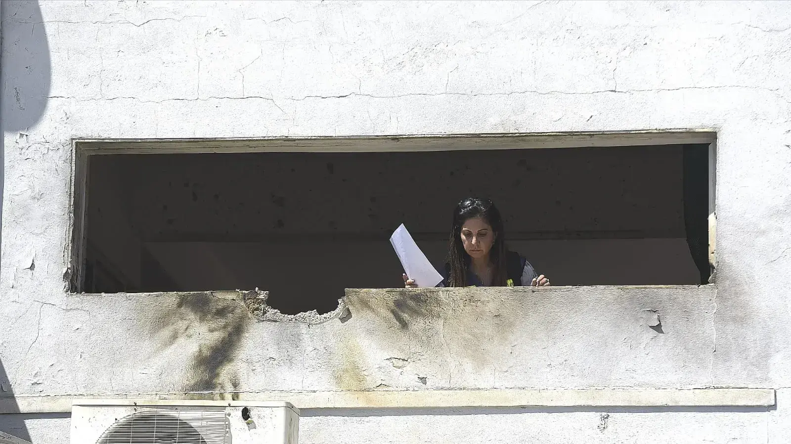 נזקי פגיעת הרקטה בחוף אשקלון 4 במאי 2019 נזקי פגיעת הרקטה בחוף אשקלון 4 במאי 2019
