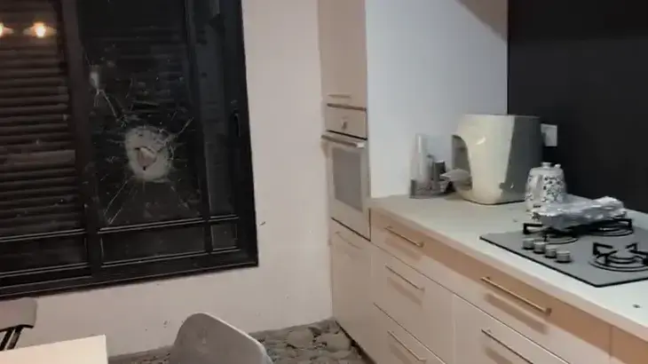 פגיעה בבית באשקלון פגיעה בבית באשקלון