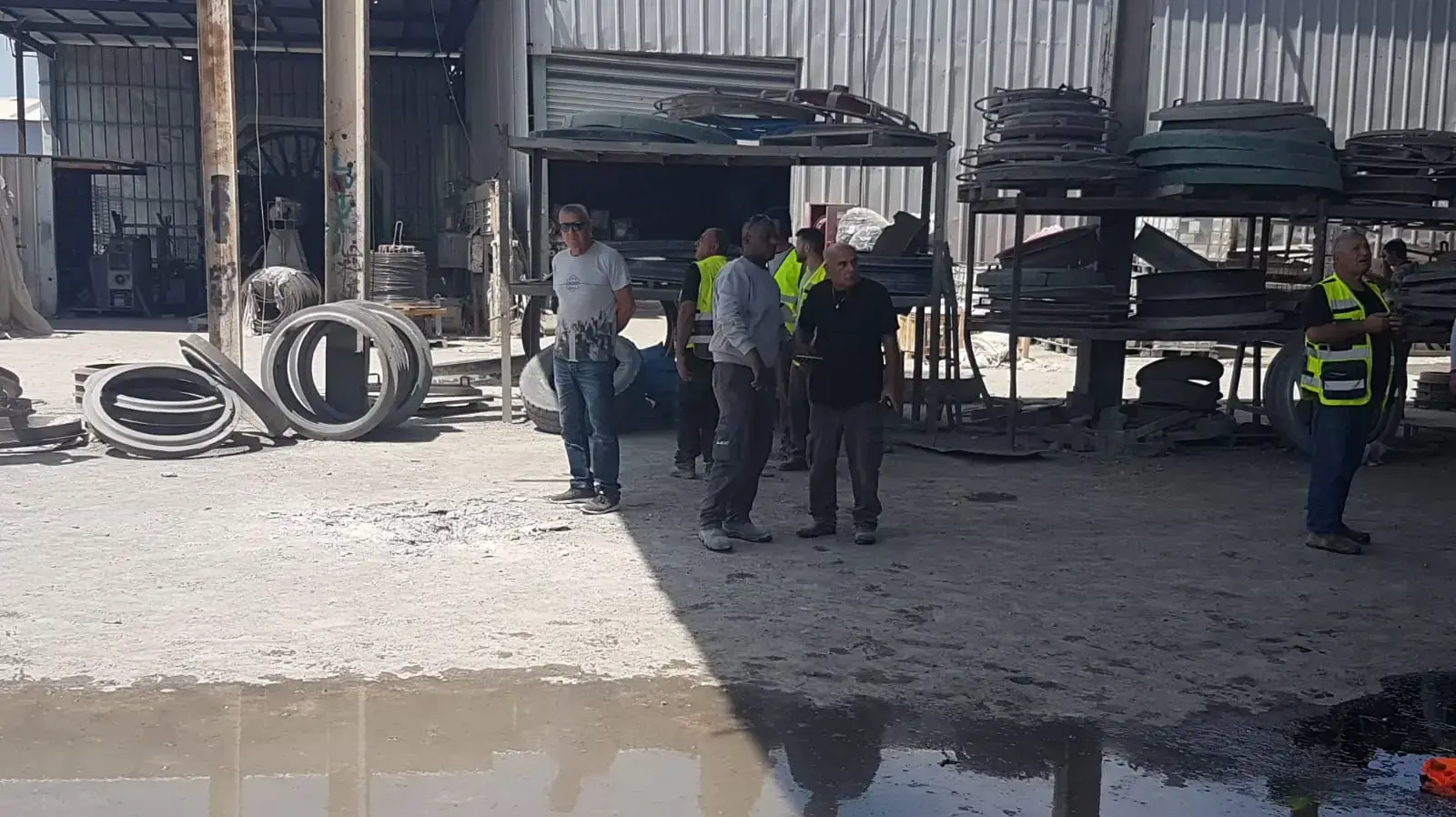 נפילת רקטה במפעל בטחון באשקלון , מאי 2019 נפילת רקטה במפעל בטחון באשקלון , מאי 2019