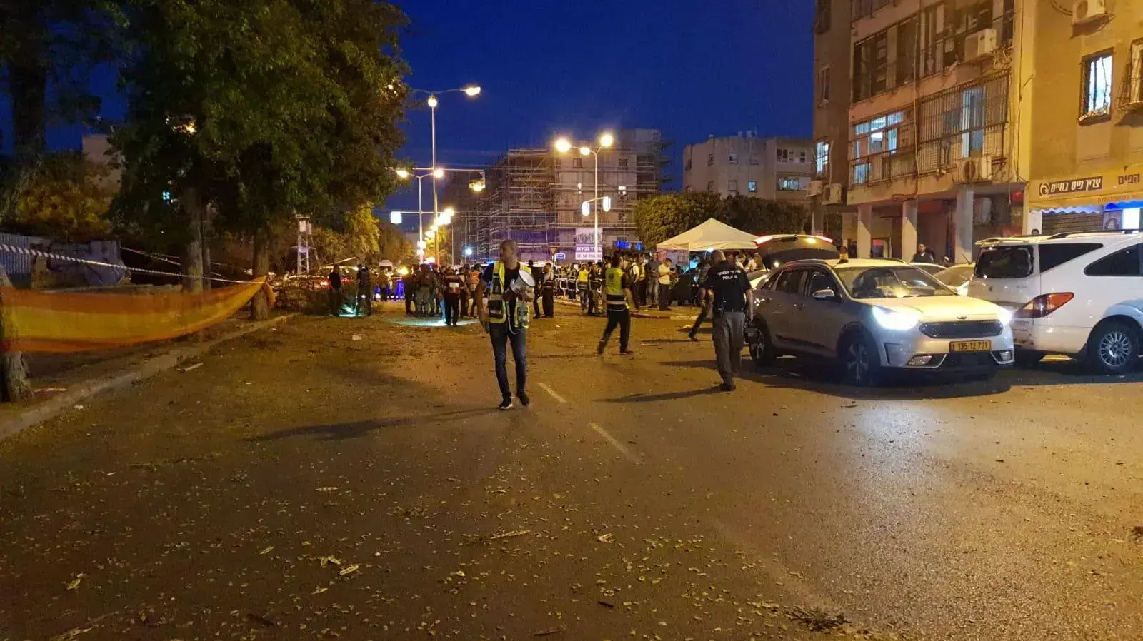 כוחות משטרה רבים הוזעקו אל מספר זירות נפילת רקטות בעיר אשדוד. 5 במאי 2019 כוחות משטרה רבים הוזעקו אל מספר זירות נפילת רקטות בעיר אשדוד. 5 במאי 2019