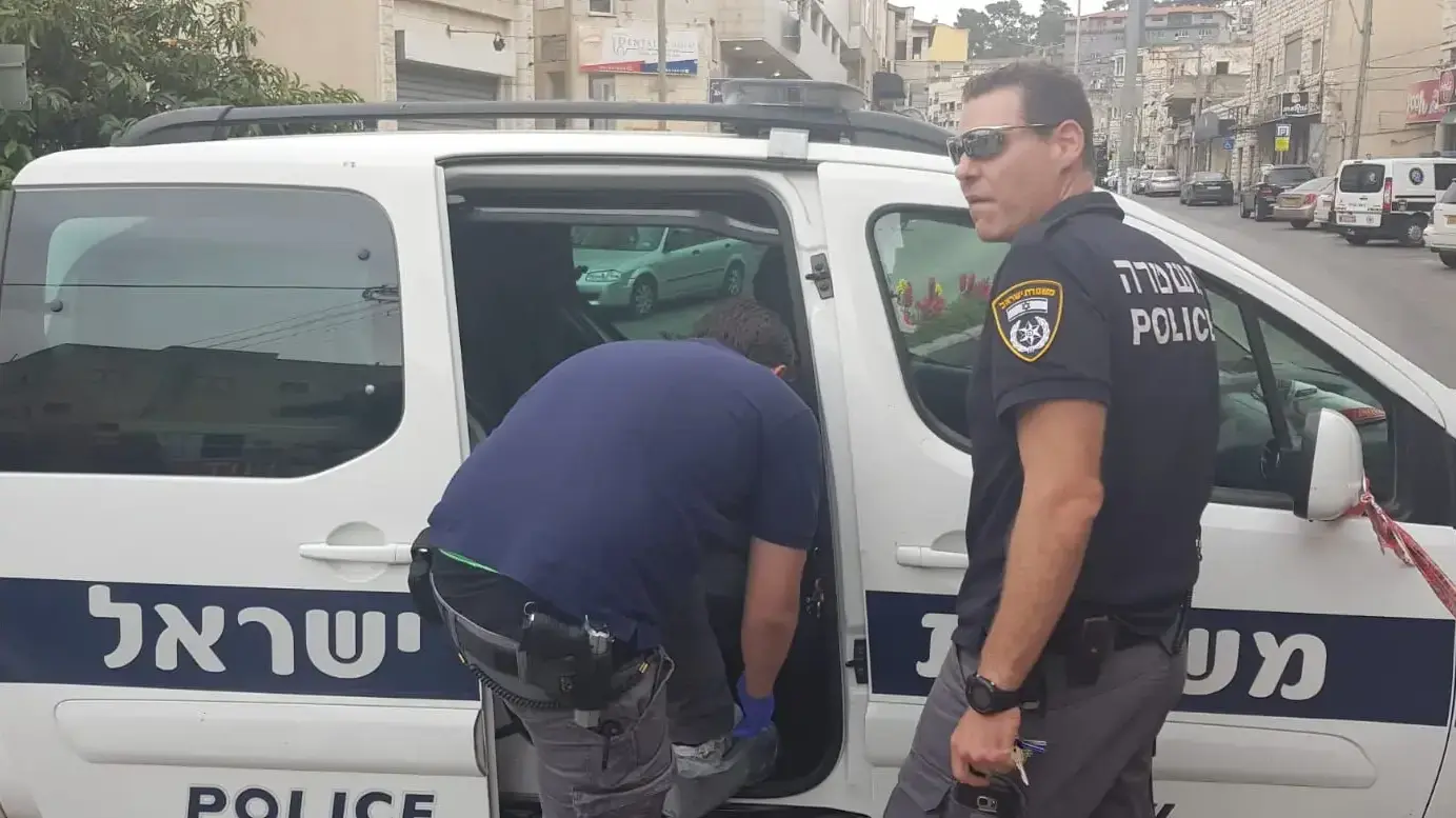 זירת הירי לעבר מאפיה ברחוב פאולוס השישי בנצרת 6 במאי 2019 זירת הירי לעבר מאפיה ברחוב פאולוס השישי בנצרת 6 במאי 2019