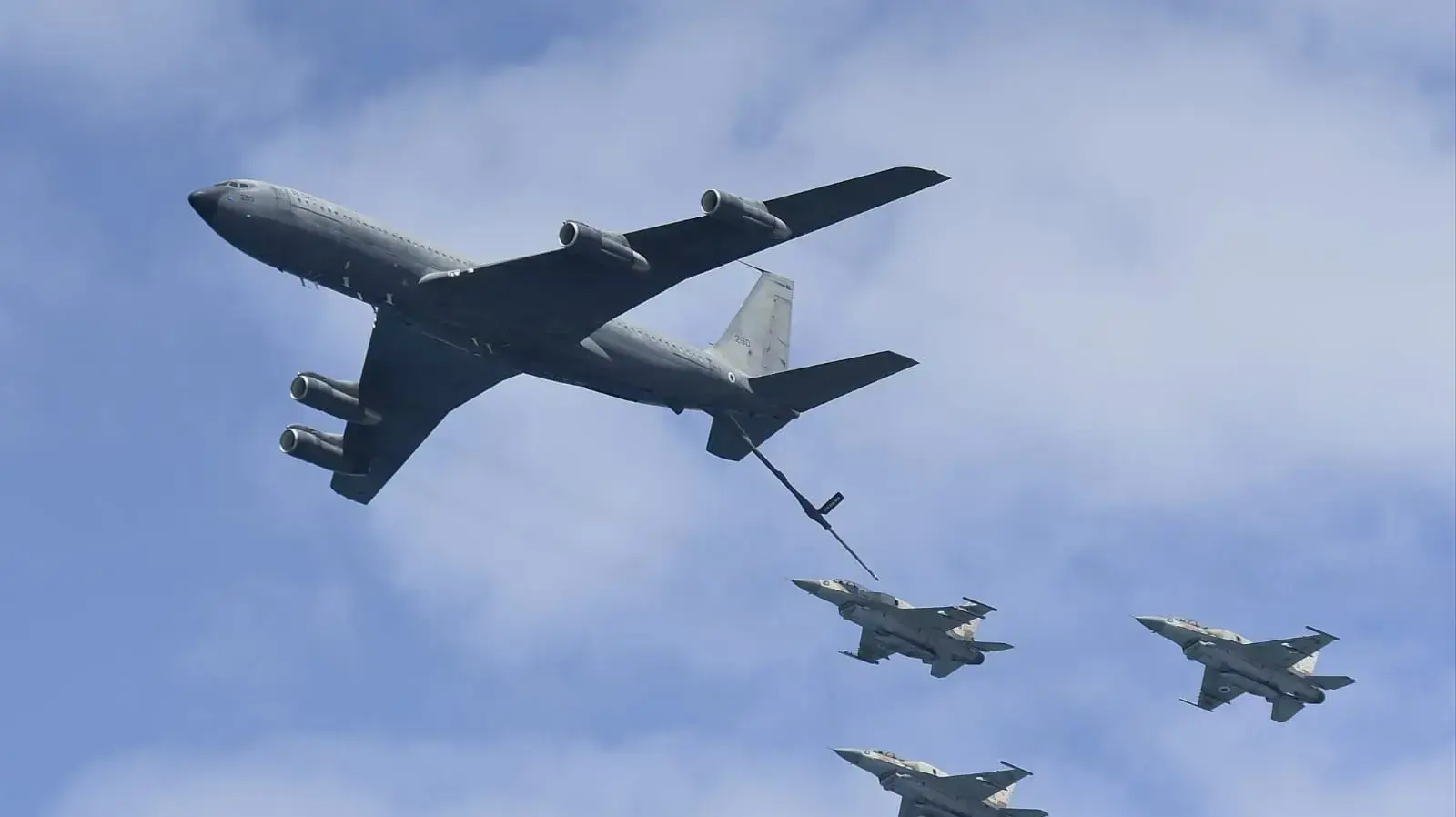 מטס חיל האוויר בשמי תל אביב 9 במאי 2019 מטס חיל האוויר בשמי תל אביב 9 במאי 2019