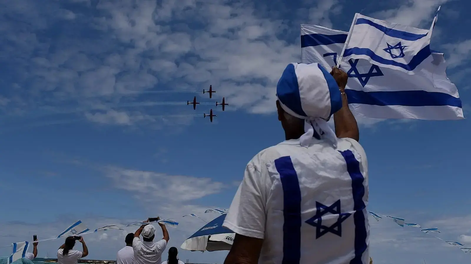 מטס חיל האוויר בשמי תל אביב 9 במאי 2019 מטס חיל האוויר בשמי תל אביב 9 במאי 2019