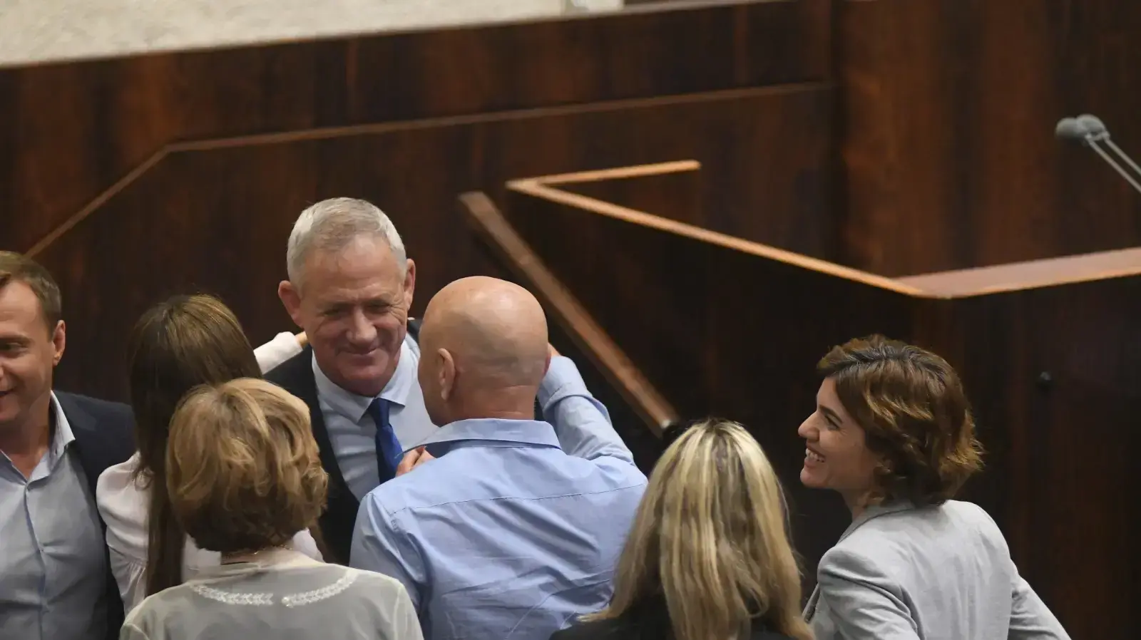 בני גנץ במליאת הכנסת 13 במאי 2019 בני גנץ במליאת הכנסת 13 במאי 2019