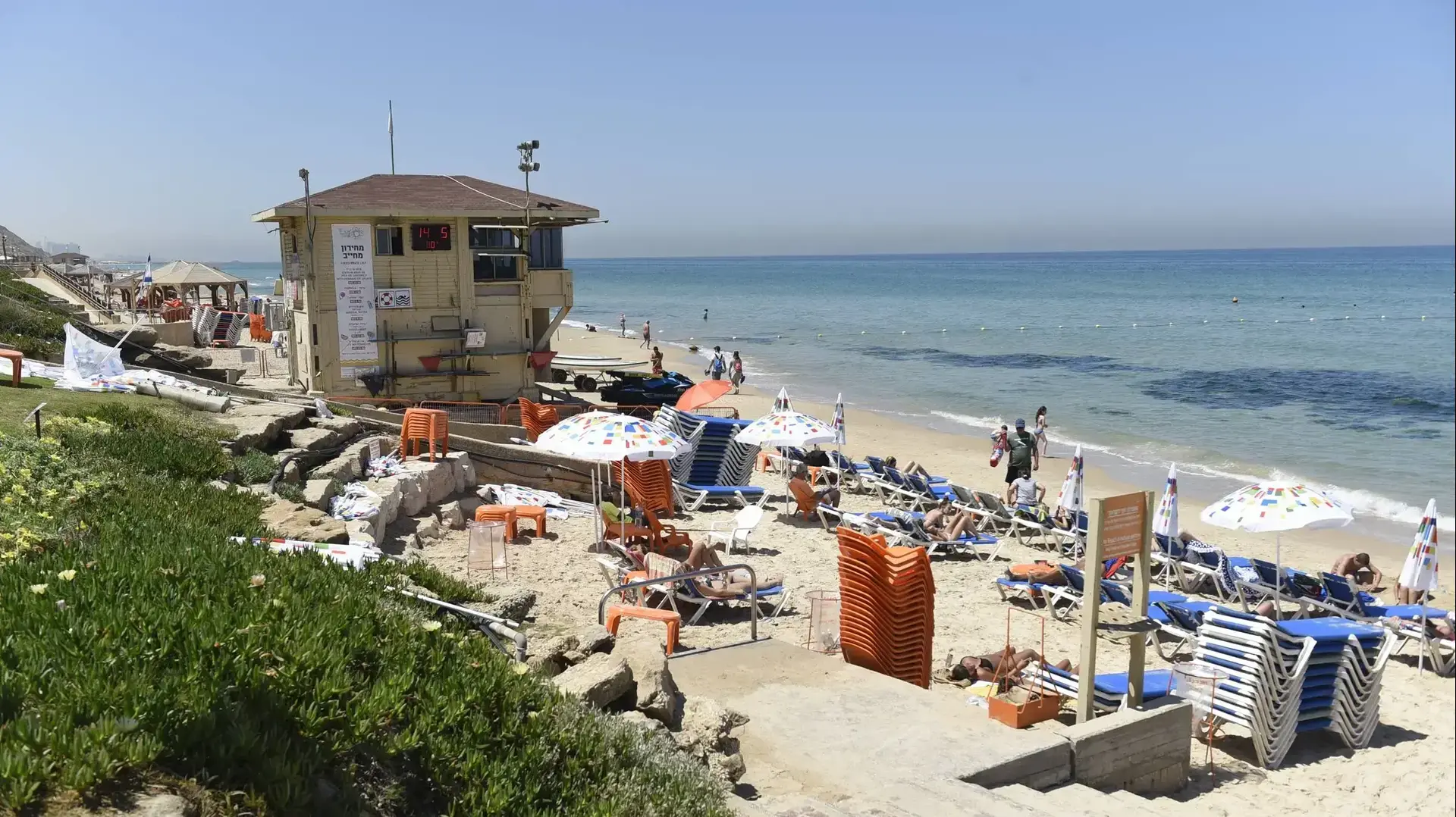 חוף הצוק הצפוני, תל אביב 14 במאי 2019 חוף הצוק הצפוני, תל אביב 14 במאי 2019