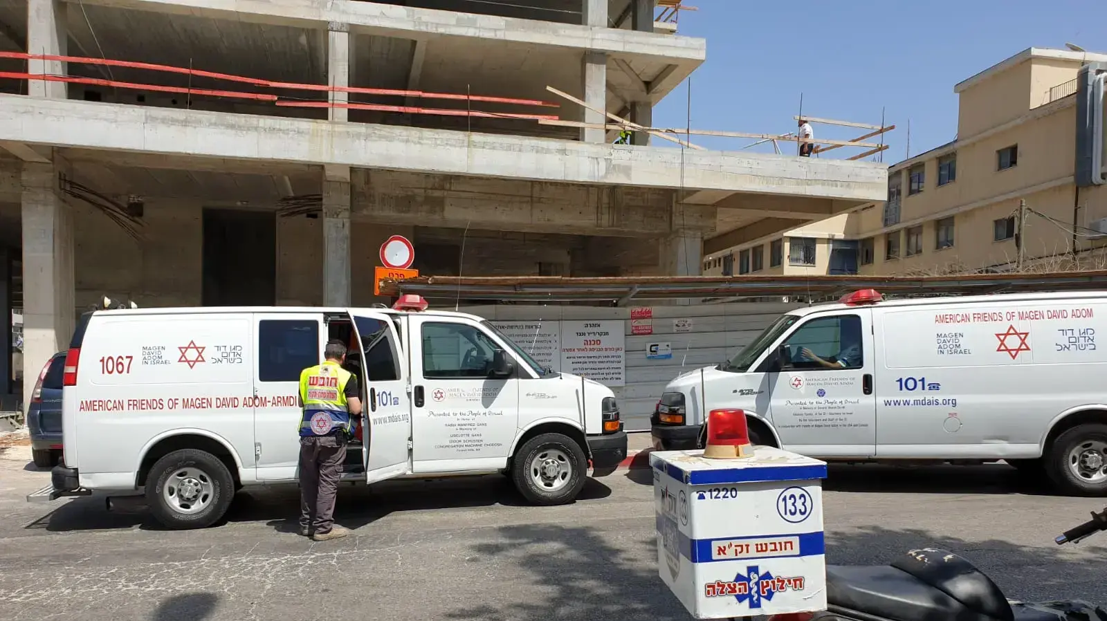 פועל בן 30 נהרג לאחר שנפל מגובה של כ 5 קומות באתר בנייה ברחוב המגשימים בפתח תקוה, 16 במאי 2019