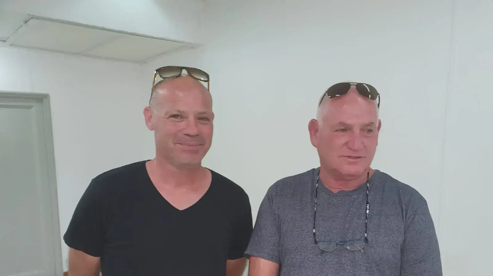 רפי לבונגרד ואחיינו ערן לב בבית המשפט הצבאי סאלם 16 במאי 2019 רפי לבונגרד ואחיינו ערן לב בבית המשפט הצבאי סאלם 16 במאי 2019