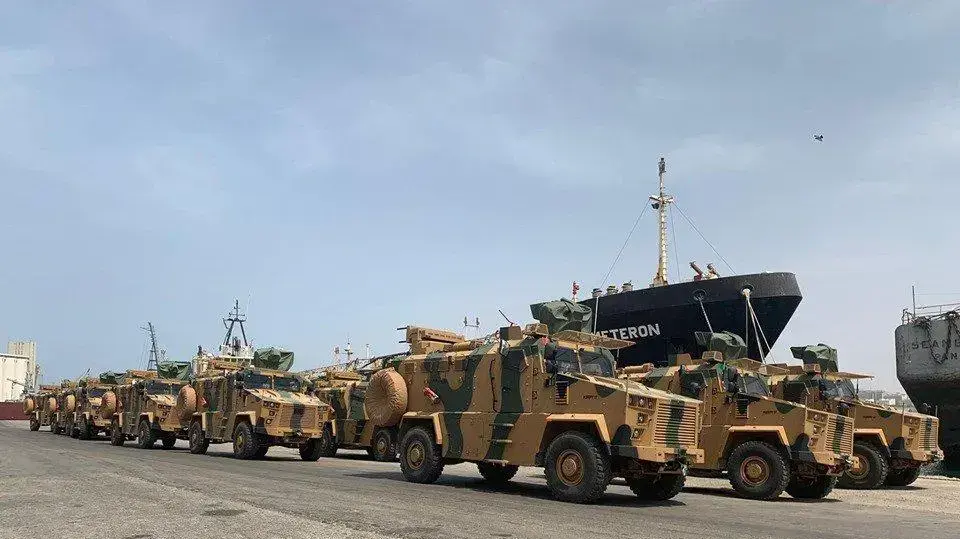 נגמ"שים מתוצרת טורקיה בנמל טריפולי, לוב, מאי 2019
